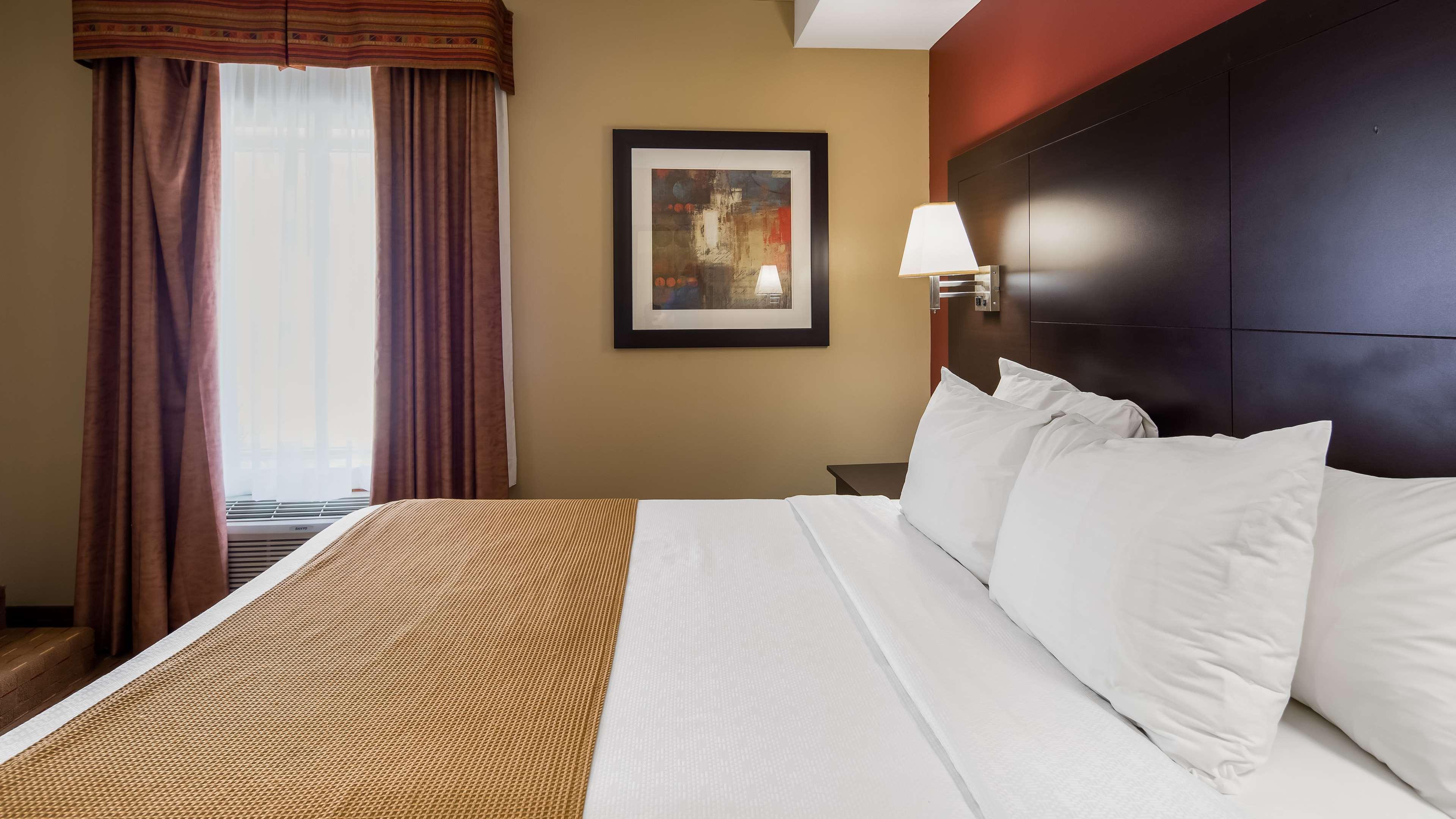 Best Western Plus Bowmanville Exteriér fotografie