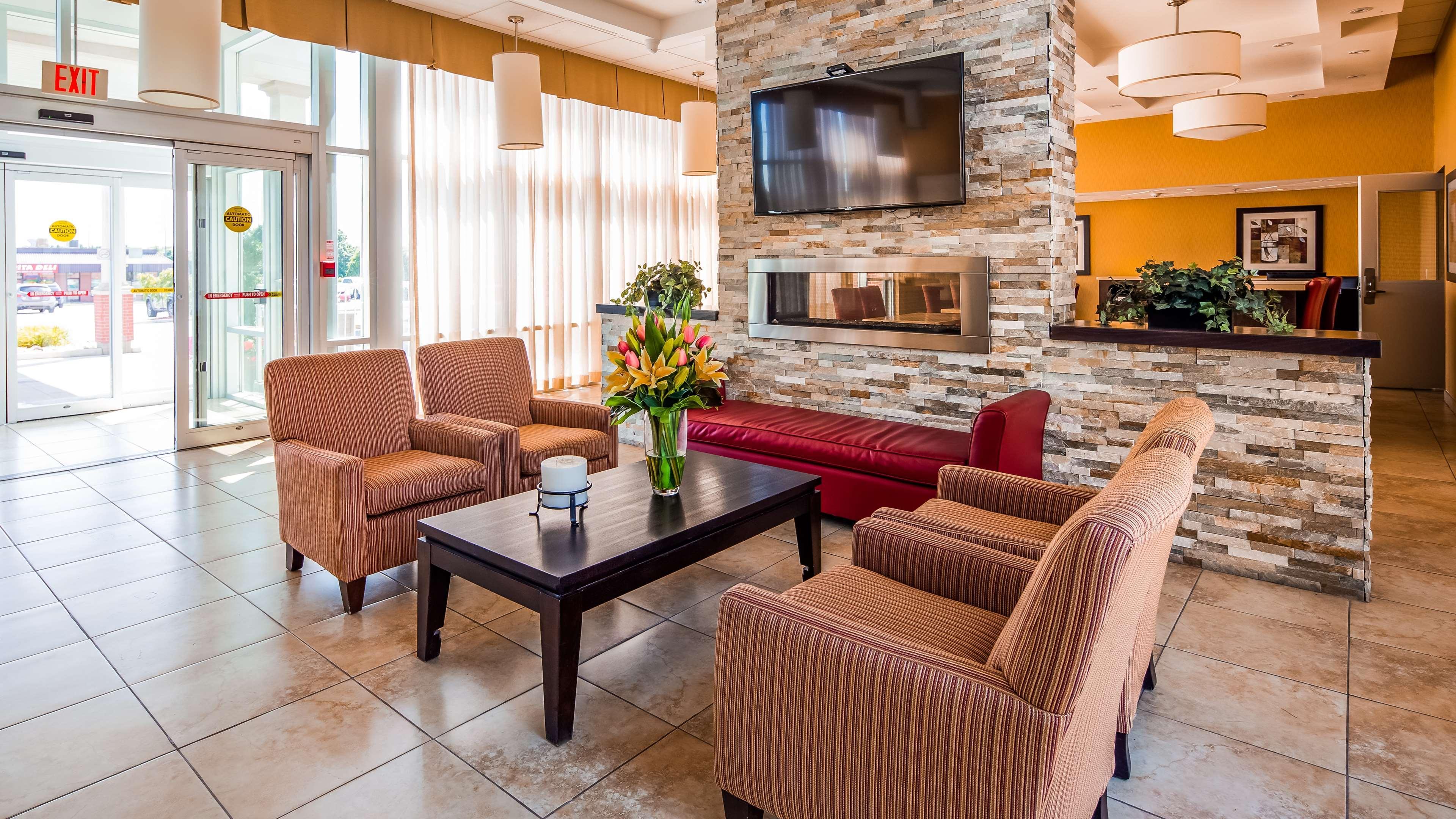 Best Western Plus Bowmanville Exteriér fotografie