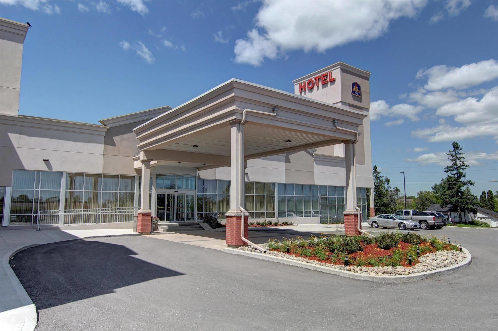 Best Western Plus Bowmanville Exteriér fotografie